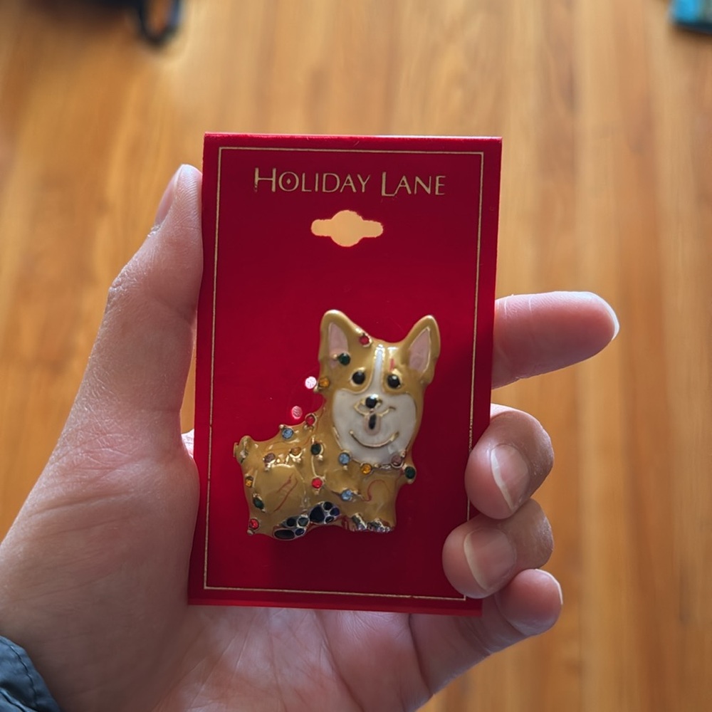 Corgi Christmas pin